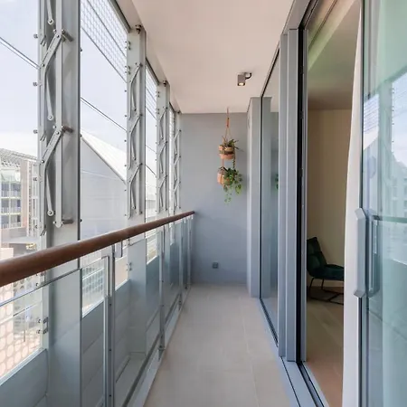 Prime Riverside 1bdr By Lovelystay *